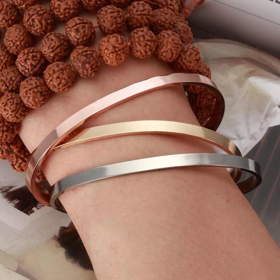 Clearance sale 13.99  š„ Love & Gratitude Heart Bangle ā¤ļø