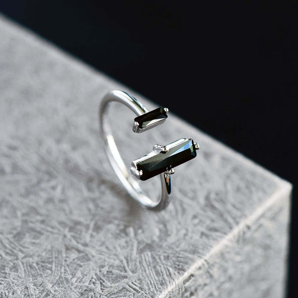 Black Onyx Thick & Thin Ring