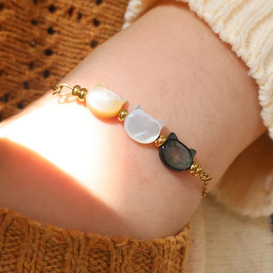 Cat Mother Color Gemstone Bracelet