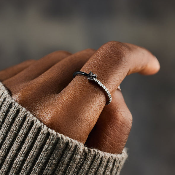 Heart-Cut Half Enamel Ring